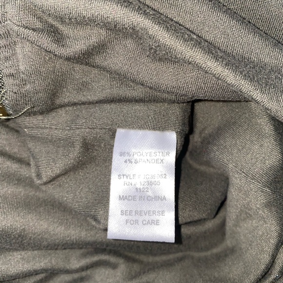 Fashion Nova Army Green Crop Top - Picture 3 of 3